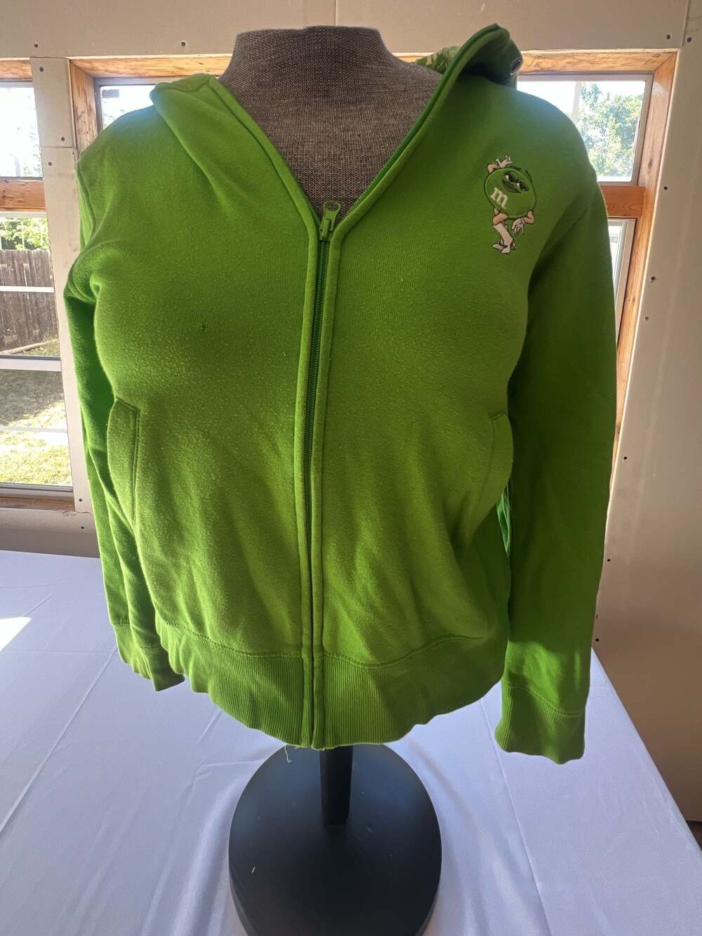 M&M's World Green Character Zip-Up Hoodie Size M